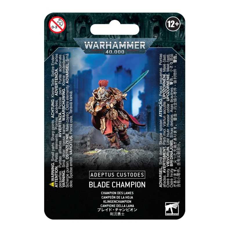 Miniatura Campeón de la Hoja de Adeptus Custodes para Warhammer 40,000 de Games Workshop.